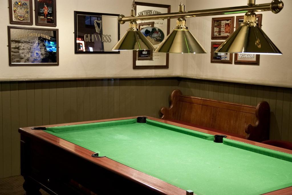 Tricky'S Hotel Redruth Luaran gambar